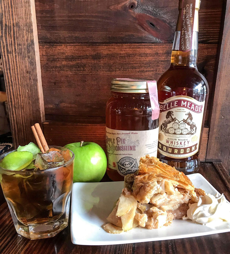 Old Fashioned WAP (Warm Apple Pie Old Fashioned)