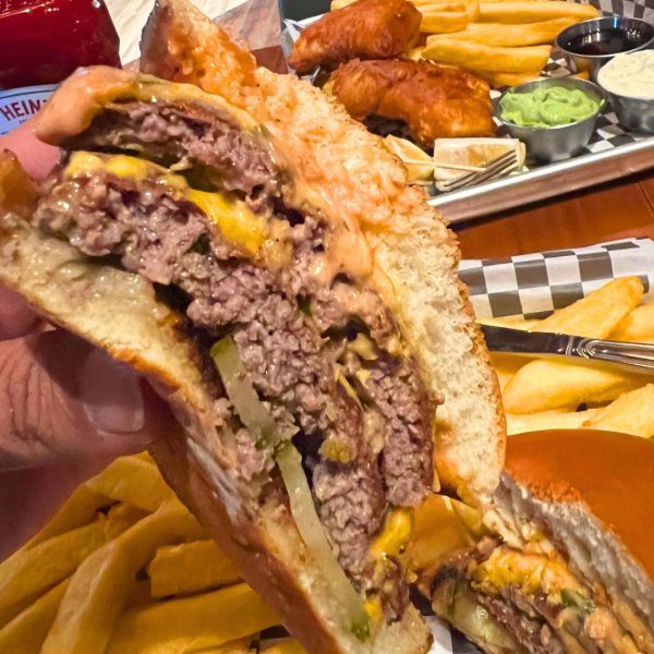 Ace Cafe smashburgers